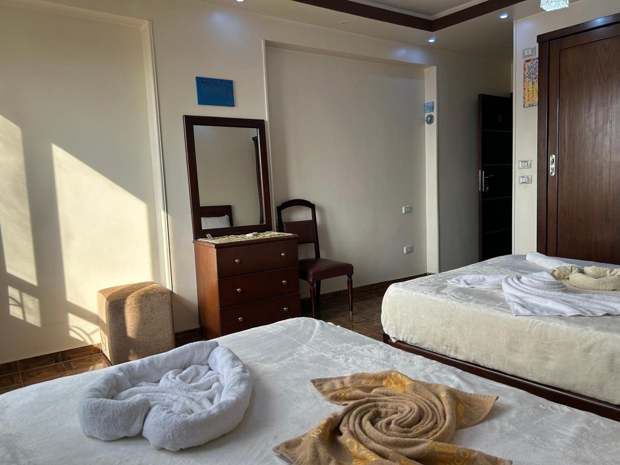 Isis Guest House Nazlet el-Sîsi Buitenkant foto